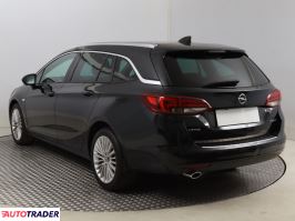 Opel Astra 2016 1.6 158 KM