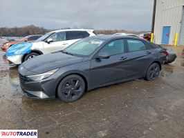 Hyundai Elantra - zobacz ofertę