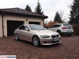 BMW 330 2013 3 272 KM