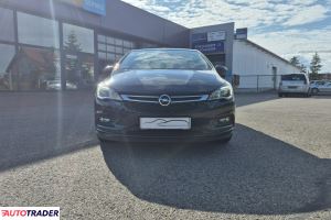 Opel Astra 2019 1.4 150 KM