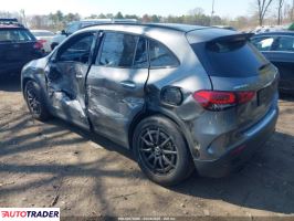 Mercedes GLA 2021 2