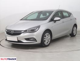 Opel Astra 2018 1.4 147 KM