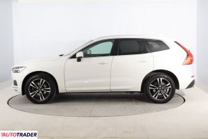 Volvo XC60 2020 2.0 194 KM