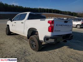 Chevrolet Silverado 2025 3