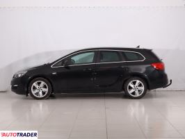 Opel Astra 2014 1.4 118 KM