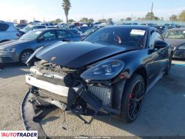 Porsche Panamera 2022 4