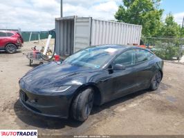 Tesla Model 3 2025