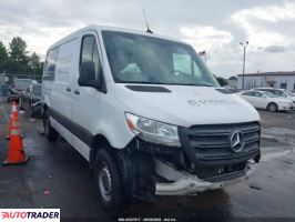 Mercedes 500 - zobacz ofertę