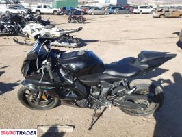 Yamaha YZF 2023