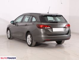 Opel Astra 2017 1.4 147 KM