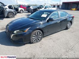 Nissan Altima 2025 2