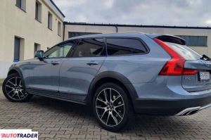 Volvo V60 Cross Country 2020 2.0 235 KM