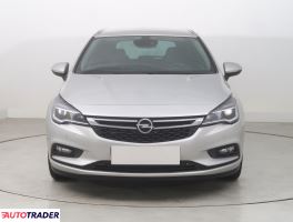 Opel Astra 2017 1.4 147 KM