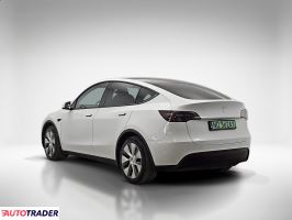 Tesla Model Y 2023 299 KM