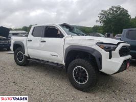 Toyota Tacoma 2024 2