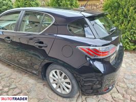 Lexus Pozostałe 2012 1.8 136 KM