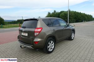 Toyota RAV 4 2010 2.2 150 KM