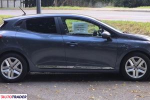 Renault Clio 2021 1.6 140 KM
