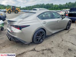 Lexus IS 2021 3