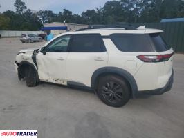 Nissan Pathfinder 2022 3