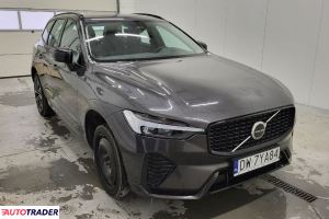 Volvo XC60 2024 2.0 197 KM