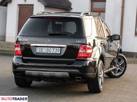 Mercedes M-klasa 2006 3.0 224 KM