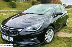 Opel Astra 2018 1.4 125 KM