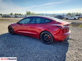 Tesla Model 3 2024
