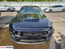 Ford Mustang 2025 5