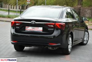 Toyota Avensis 2015 1.6 132 KM
