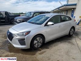 Hyundai IONIQ Hybrid 2018 1