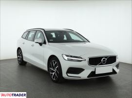 Volvo V60 2019 2.0 187 KM