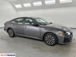 Nissan Altima 2025 2