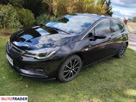 Opel Astra 2018 1.4 125 KM