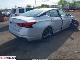 Nissan Altima 2025 2