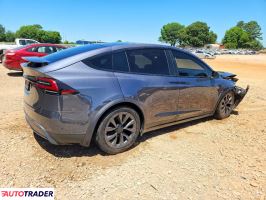 Tesla Model X 2022