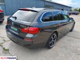 BMW 530 2011 3.0 258 KM