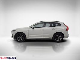 Volvo XC60 2022 2.0 197 KM
