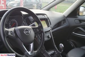 Opel Zafira 2017 1.4 140 KM