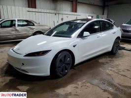 Tesla Model 3 2025
