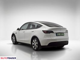 Tesla Model Y 2023 299 KM