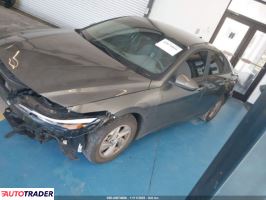 Hyundai Elantra 2025 2