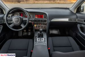 Audi A6 2004 2.4 177 KM