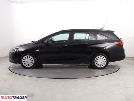 Opel Astra 2017 1.6 108 KM