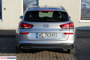 Hyundai i30 2022 1.0 120 KM