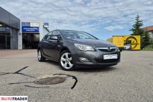 Opel Astra 2010 1.6 116 KM Opel Astra 2010 1.6 116 KM
