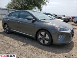 Hyundai IONIQ Hybrid 2021 1
