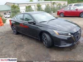 Nissan Altima - zobacz ofertę