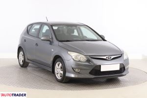 Hyundai i30 2010 1.4 107 KM
