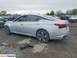 Nissan Altima 2021 2